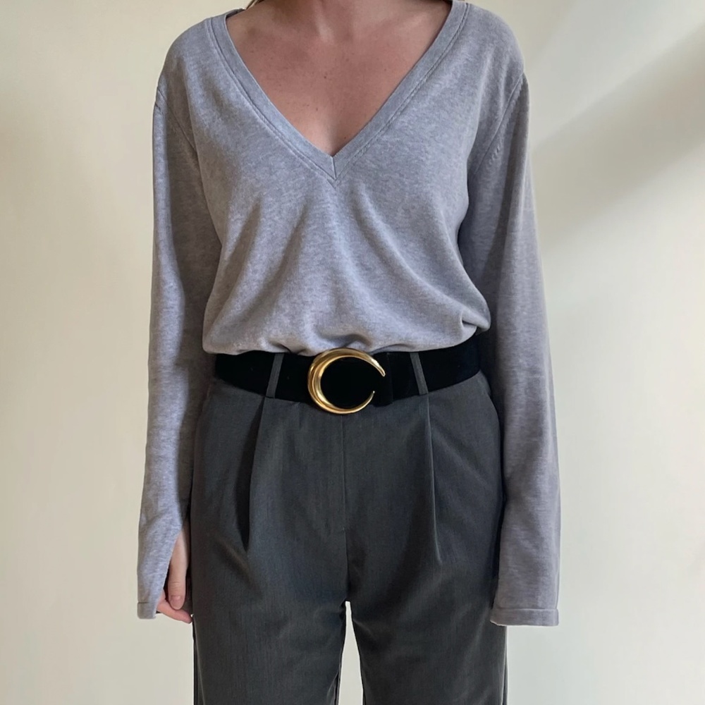 Djerf Avenue Remake Getaway V-neck Top Grey Melange